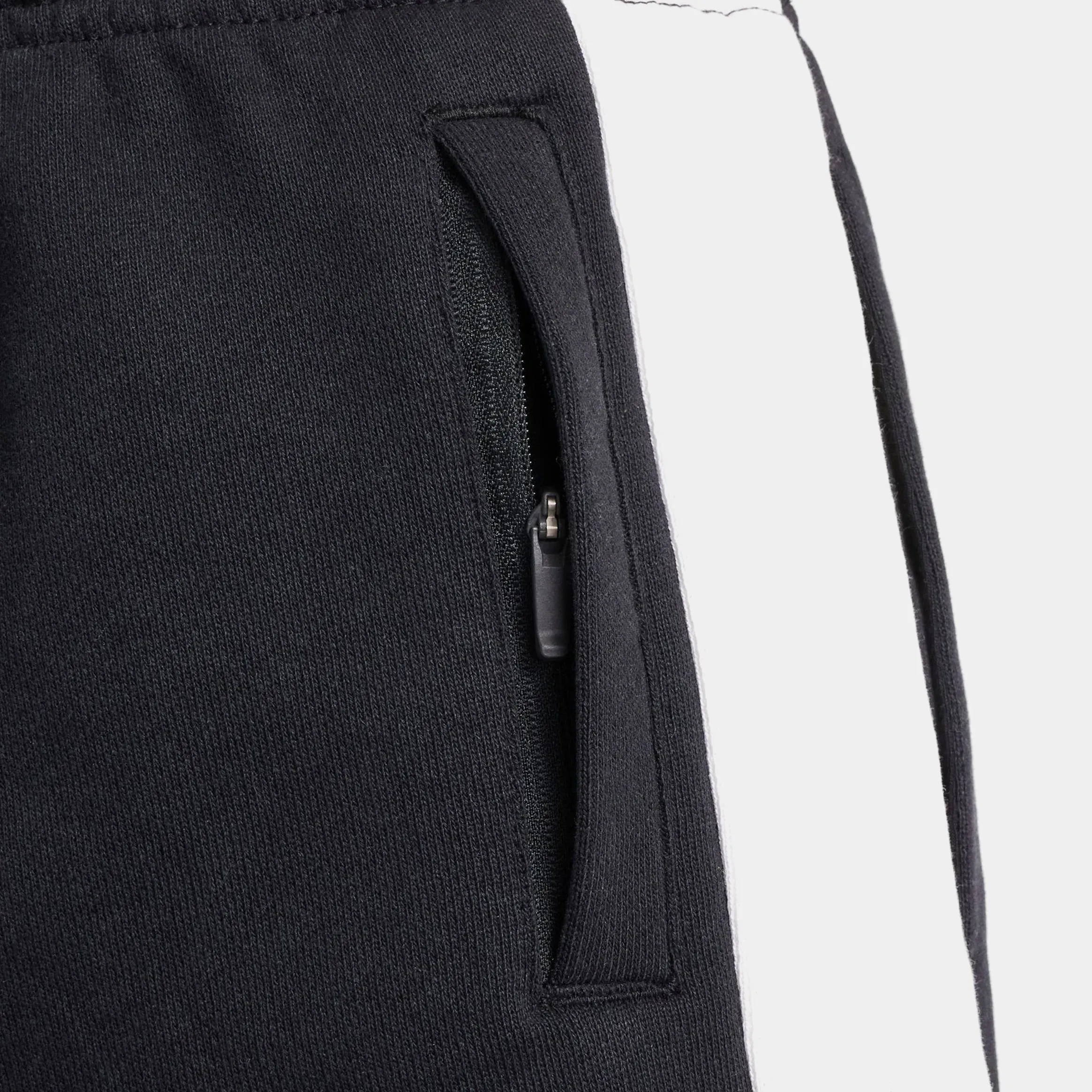 Air Club Fleece Grade School Joggers (Black/White)